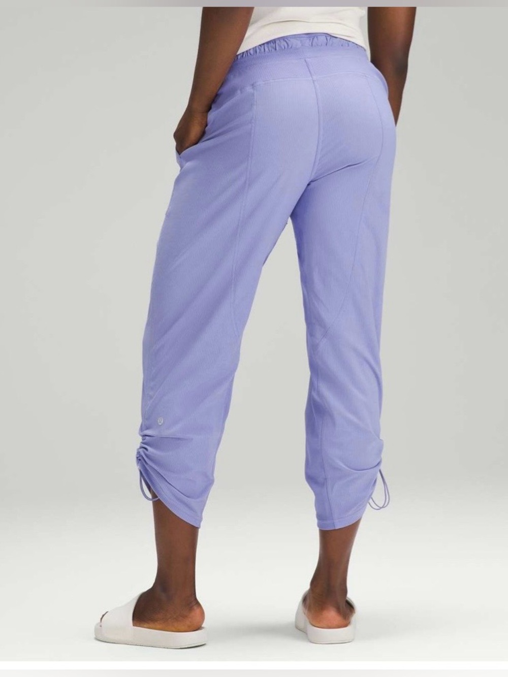 Lululemon Dance Studio Mid-Rise Cropped Pant
Dark Lavender size 4 - Picture 2 of 6
